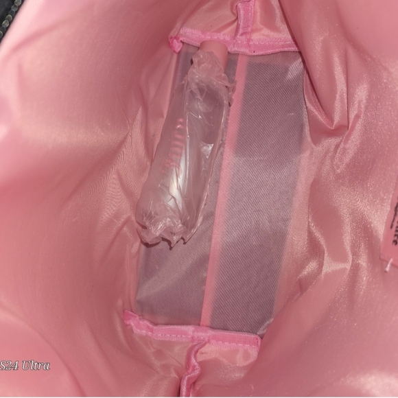 Juicy Couture NWT Pink Bow Print large Cosmetic case
